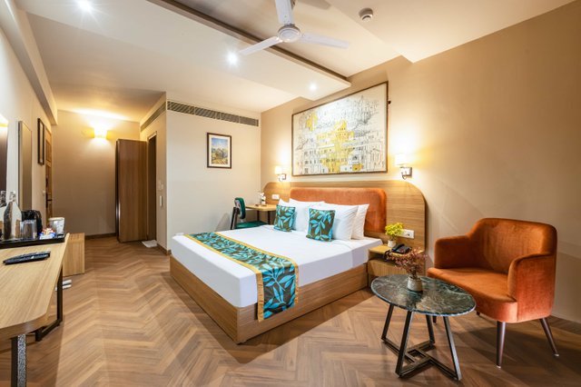 Saltstayz Premier - Medicity (Near Medanta Hospital) photos image 5