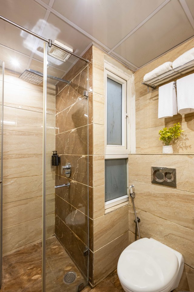 Saltstayz Premier - Medicity (Near Medanta Hospital) photos image 42