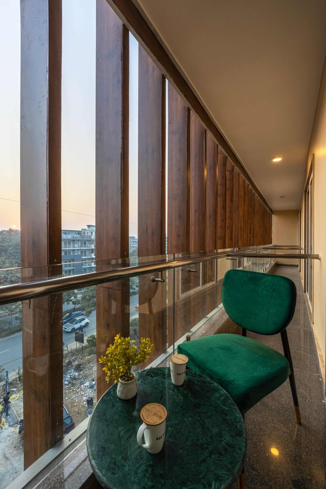 Saltstayz Premier - Medicity (Near Medanta Hospital) photos image 55