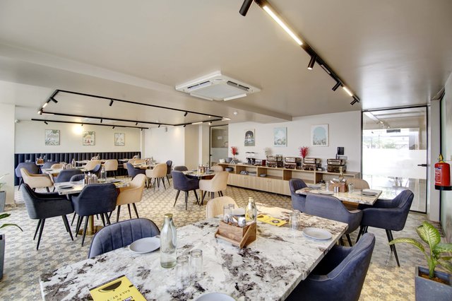 Saltstayz Premier - Near Golf Course Road & Sector 57 photos image 11
