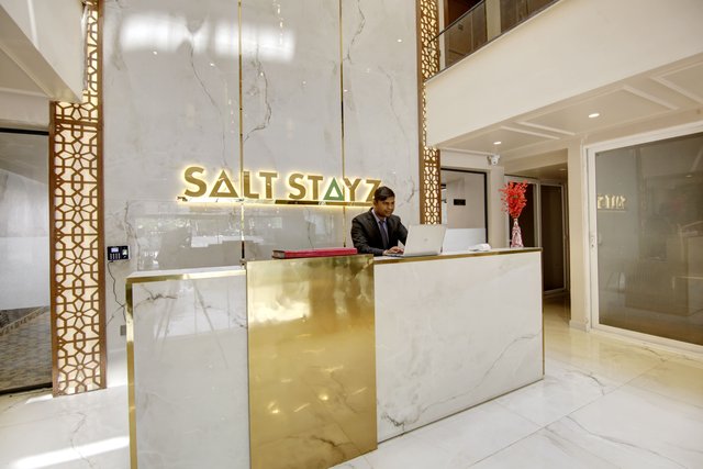 Saltstayz Premier - Near Golf Course Road & Sector 57 photos image 19