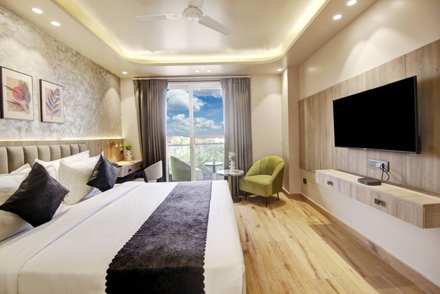 Saltstayz Premier - Near Golf Course Road & Sector 57 photos image 33