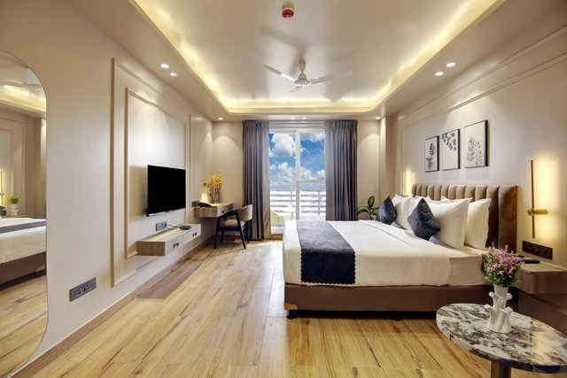 Saltstayz Premier - Near Golf Course Road & Sector 57 photos image 8