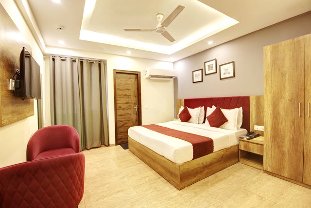 Saltstayz Select - Huda City Center image 3