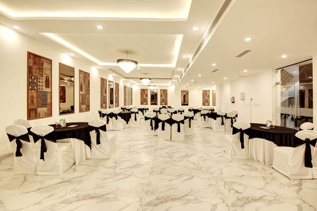 Saltstayz Select - Huda City Center photos image 47