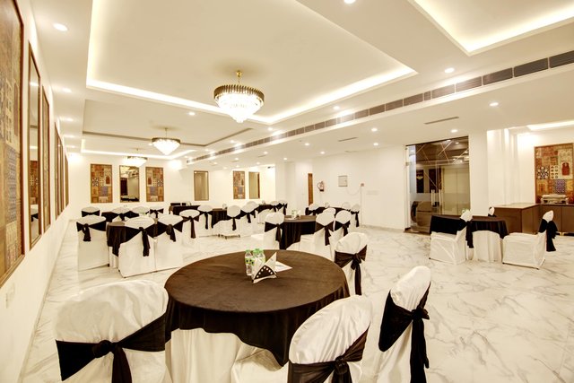 Saltstayz Select - Huda City Center photos image 50