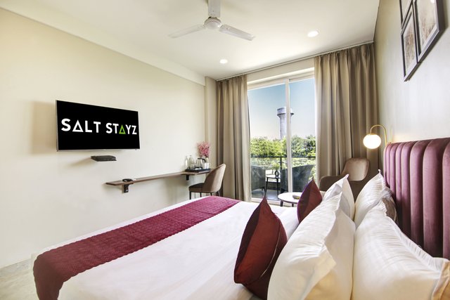 Saltstayz Select - Near Sohna Road City Center image 1