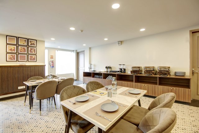 Saltstayz Select - Golf Course Road & Sector 27 photos image 32