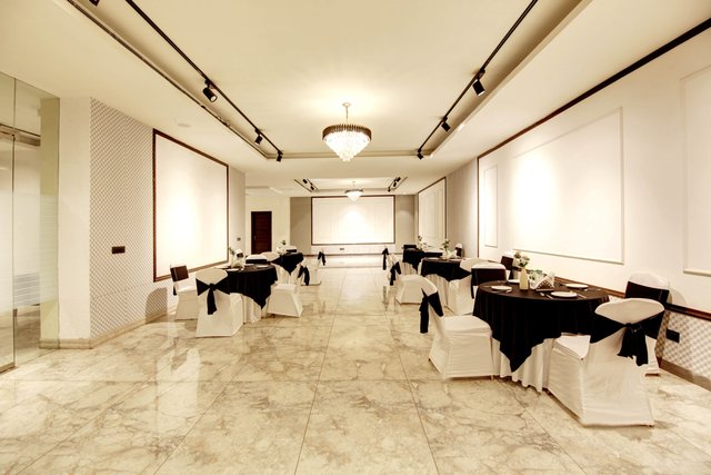 Saltstayz Premier - Cyber Hub photos image 18