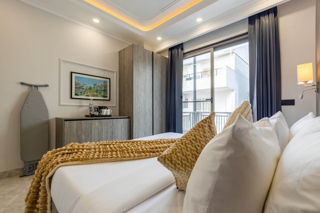 Saltstayz Premier Near Sector 44 Corporate Hub photos image 12