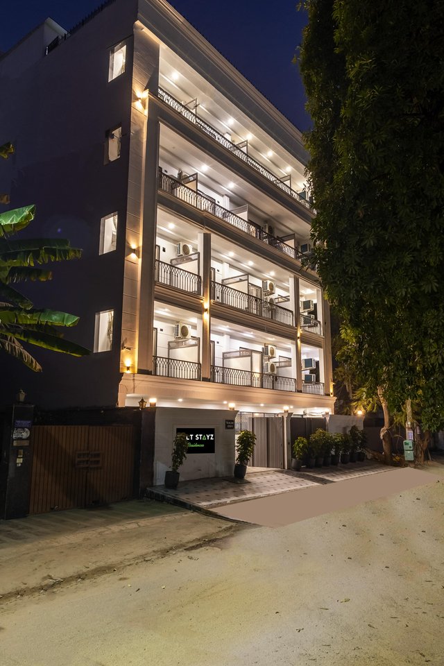 Saltstayz Premier Near Sector 44 Corporate Hub photos image 85
