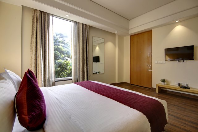 Saltstayz Select - Galleria Market & Golf Course Road photos image 33