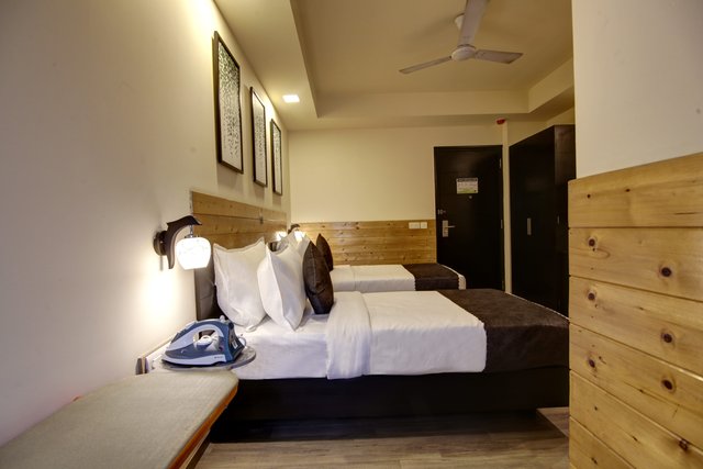 Saltstayz Select - Nehru Place & New Friends Colony photos image 21