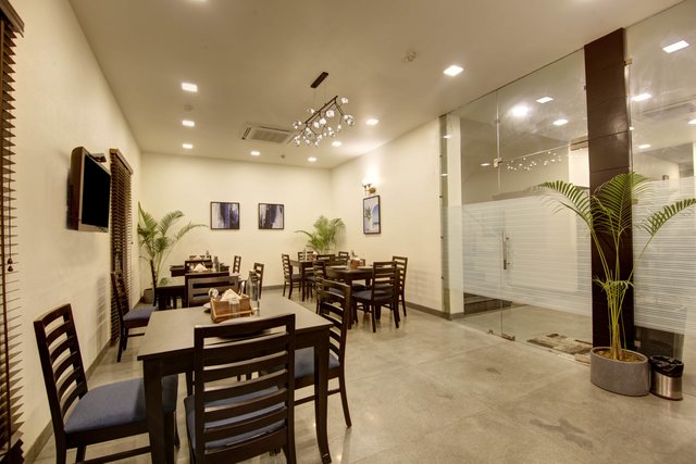 Saltstayz Select - Nehru Place & New Friends Colony photos image 48