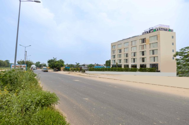 Saltstayz Premier - Manesar & Sector 86 photos image 12