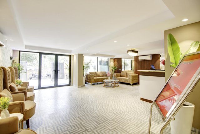 Saltstayz Premier - Galleria Market Road & Sector 27 photos image 17