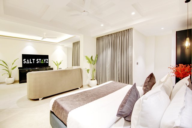 Saltstayz Premier - Galleria Market Road & Sector 27 photos image 45