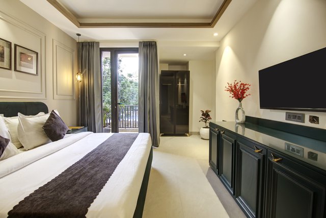 Saltstayz Premier - Galleria Market Road & Sector 27 photos image 53