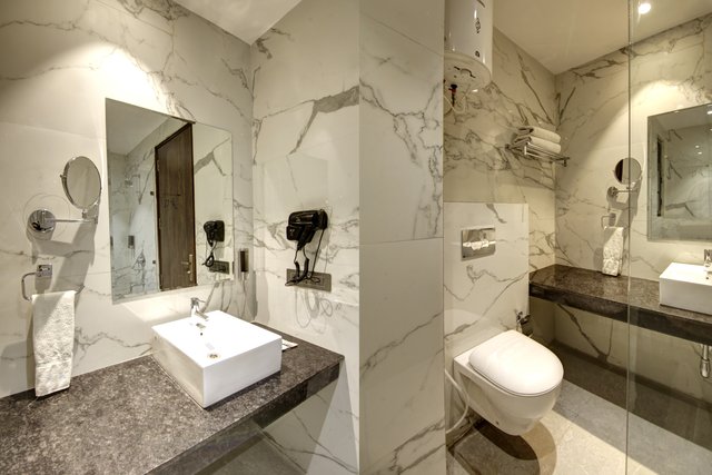 Saltstayz Premier - Galleria Market Road & Sector 27 photos image 54