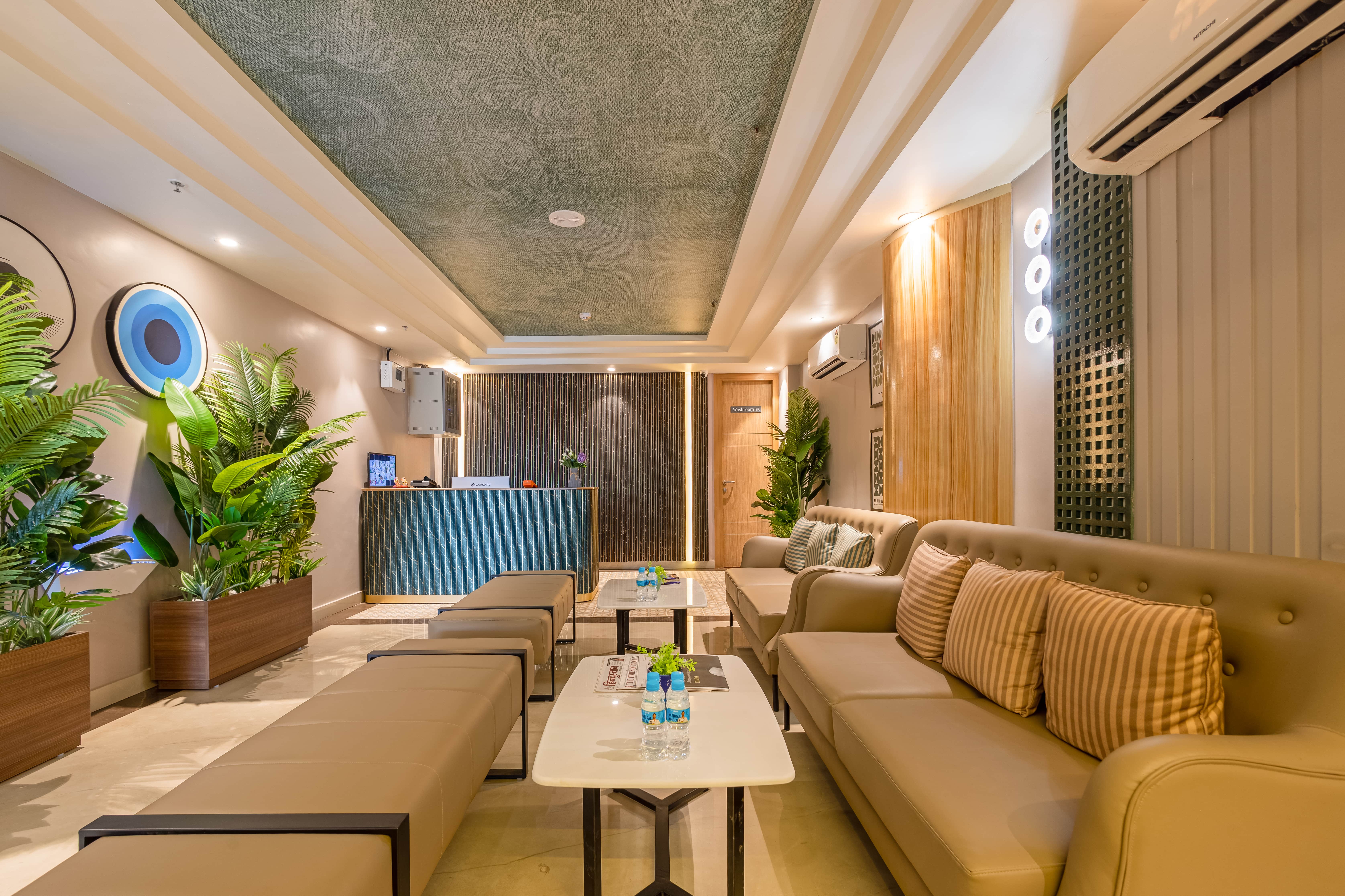 Saltstayz Premier - Sector 15 Noida image 3
