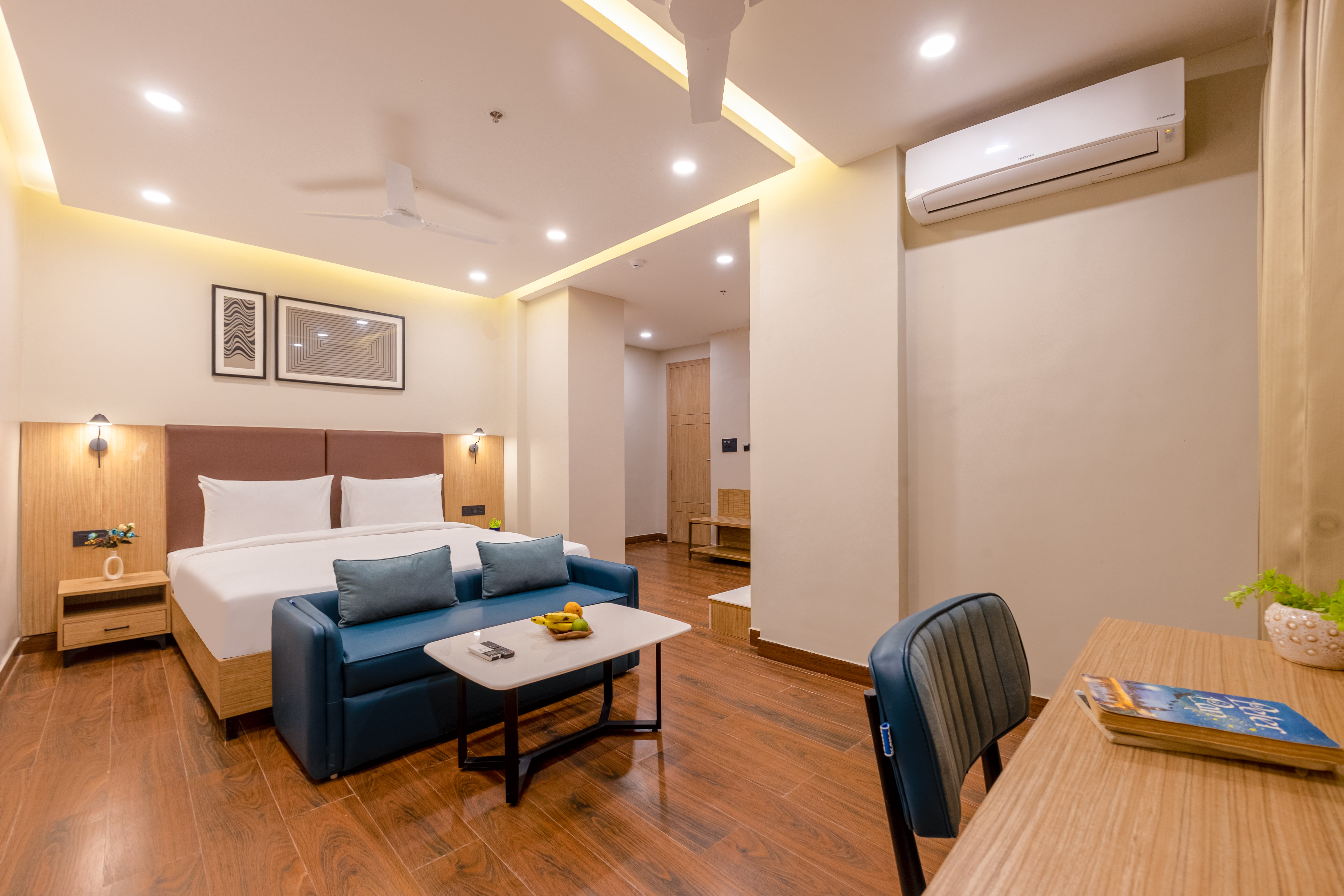 Saltstayz Premier - Sector 15 Noida image 1