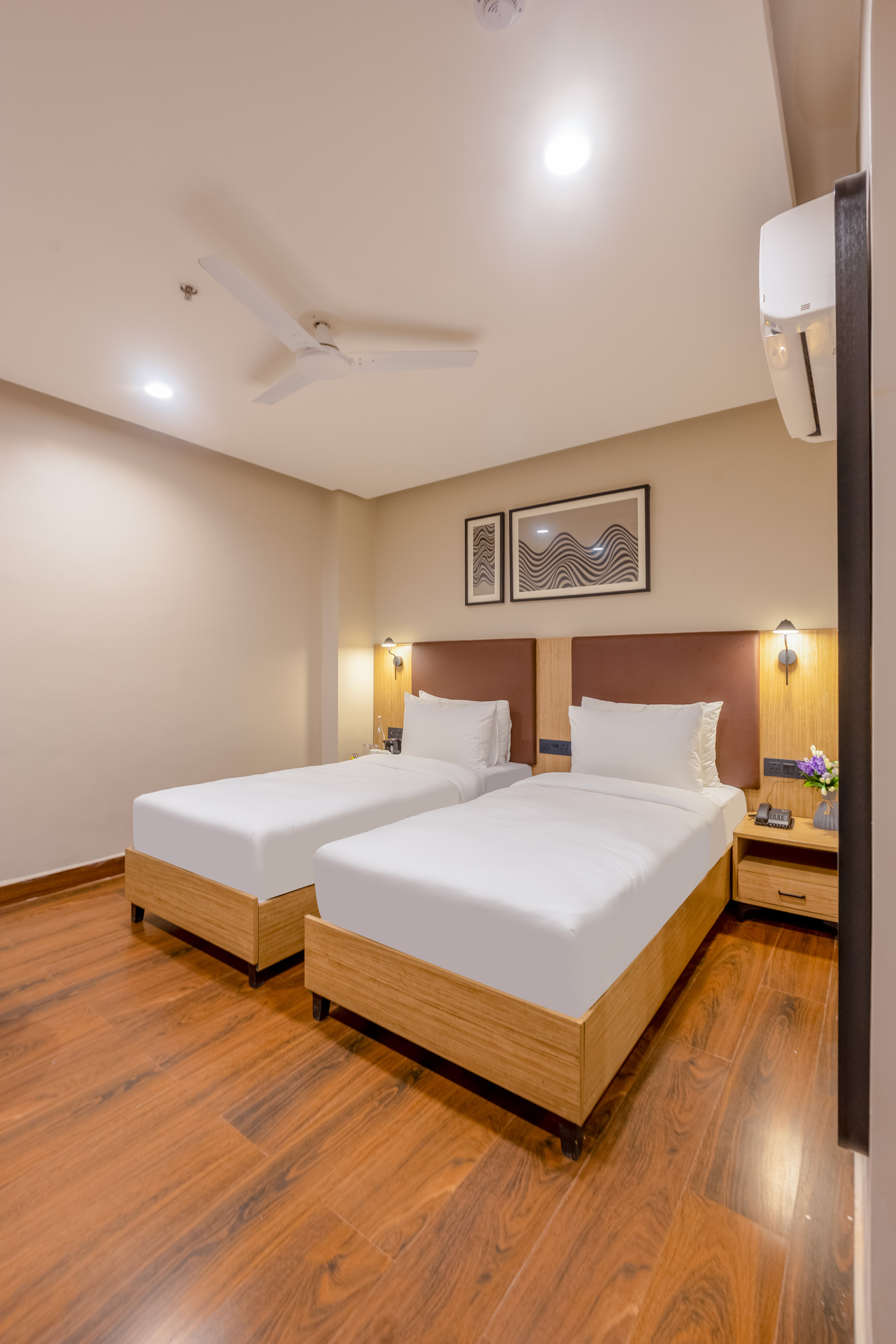 Saltstayz Premier - Sector 15 Noida photos image 67