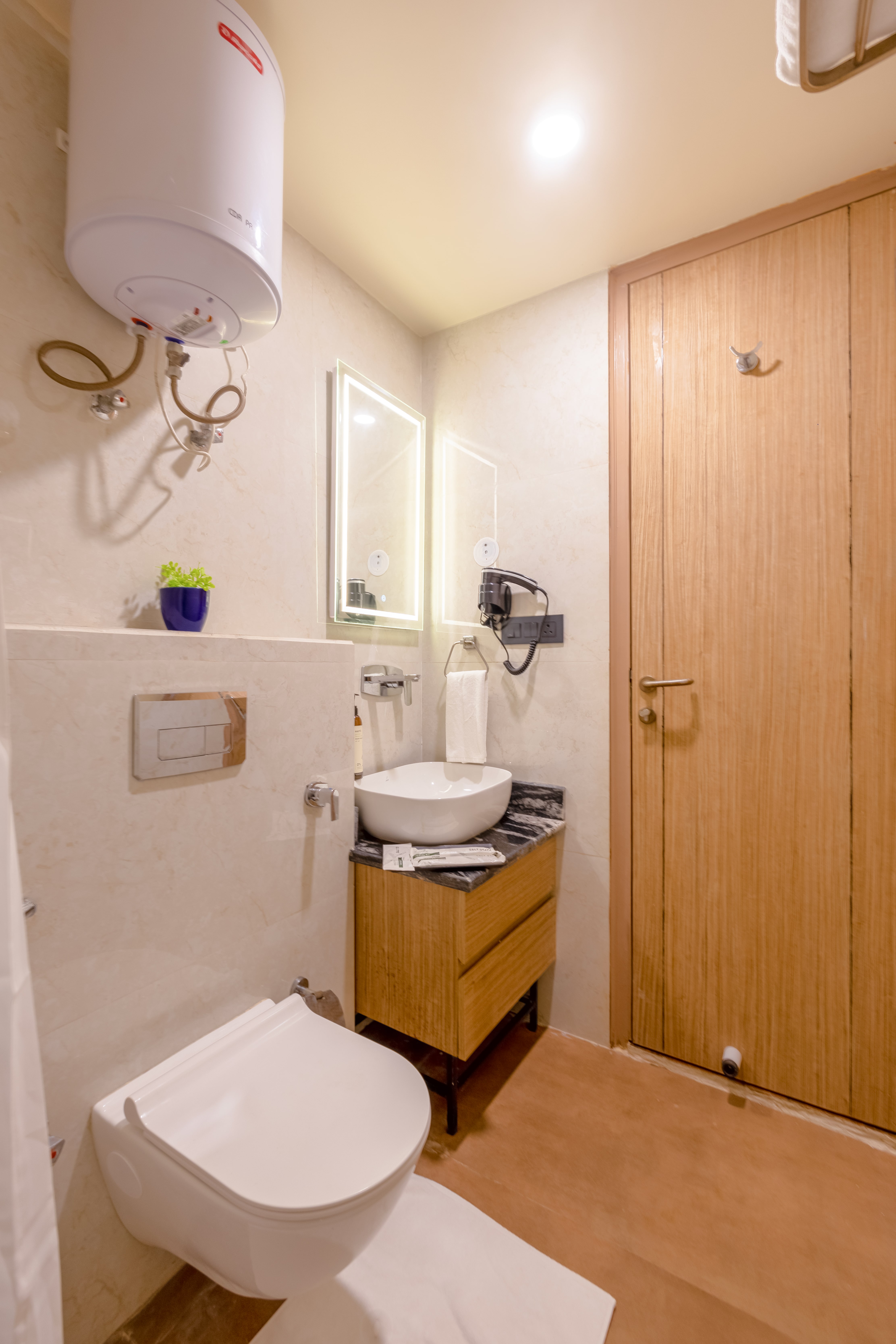 Saltstayz Premier - Sector 15 Noida photos image 76