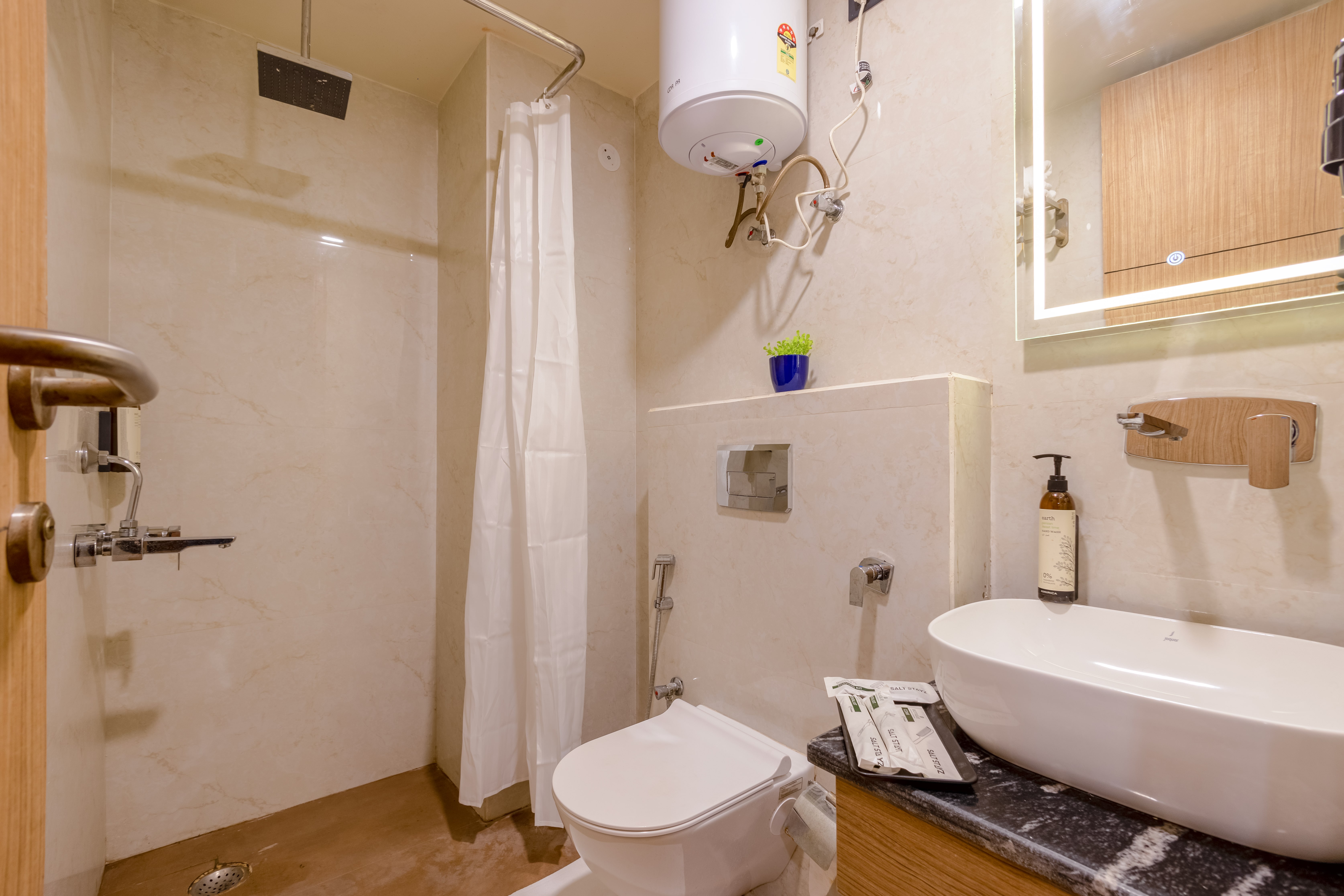 Saltstayz Premier - Sector 15 Noida photos image 77