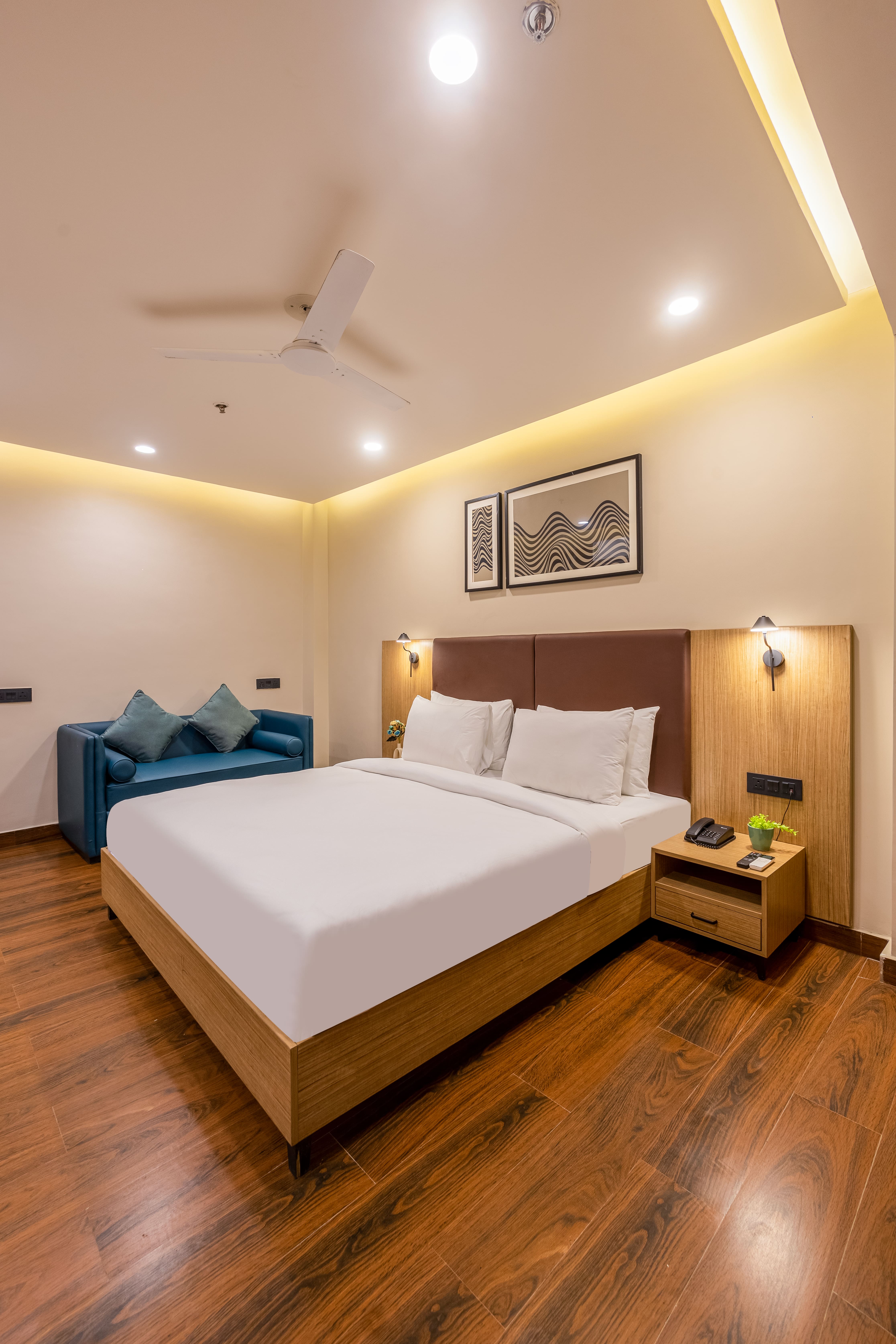 Saltstayz Premier - Sector 15 Noida photos image 92