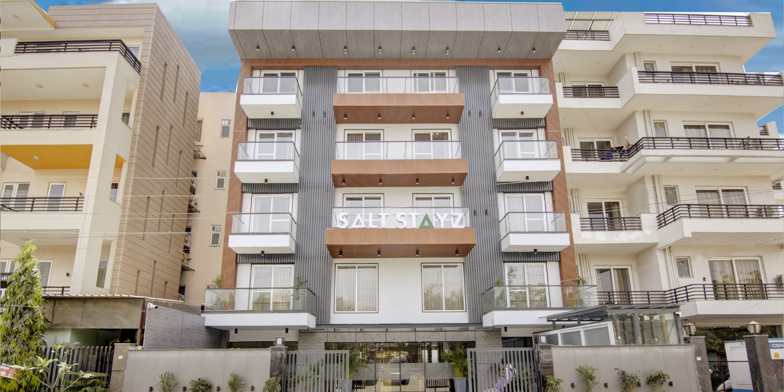 Hotels Near Ambience Mall And Golf Course Road Gurgaon | Get 1000/- off on your first stay