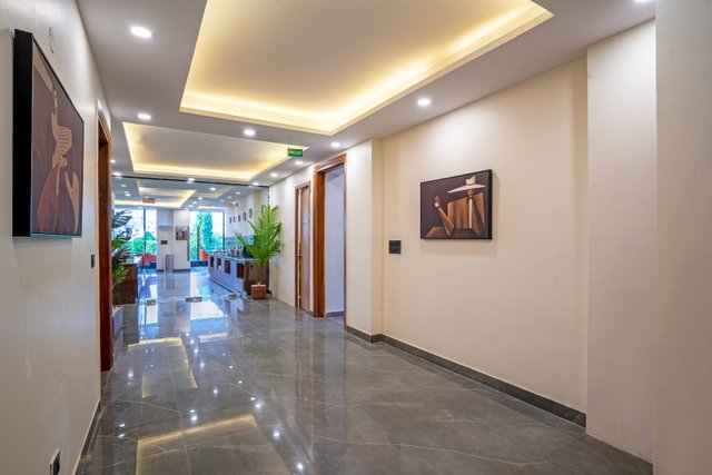 Saltstayz Premier Noida Sector 135 Expressway photos image 12