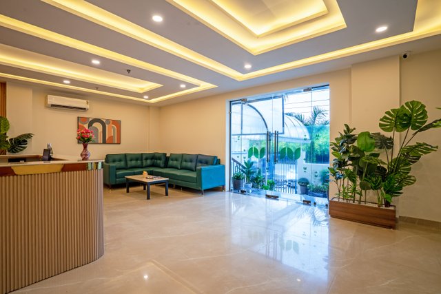 Saltstayz Premier Noida Sector 135 Expressway photos image 23