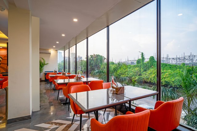 Saltstayz Premier Noida Sector 135 Expressway photos image 29