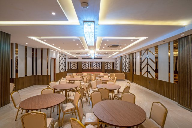 Saltstayz Premier Noida Sector 135 Expressway photos image 44