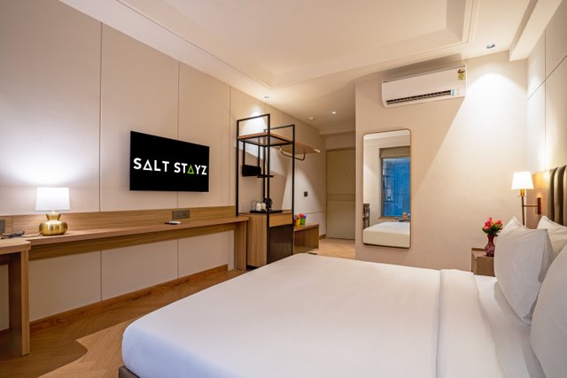 Pause by Saltstayz- East of Kailash photos image 35