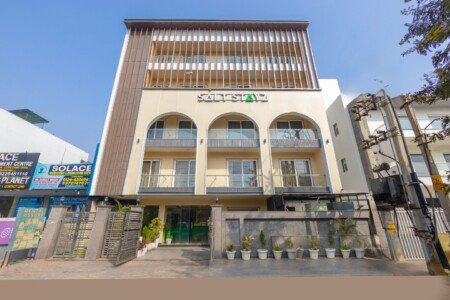 Saltstayz Select Medicity Near Medanta Hospital HD Images 22