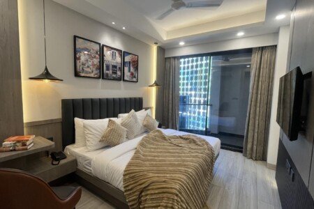 Saltstayz Premier Millennium City Centre 11