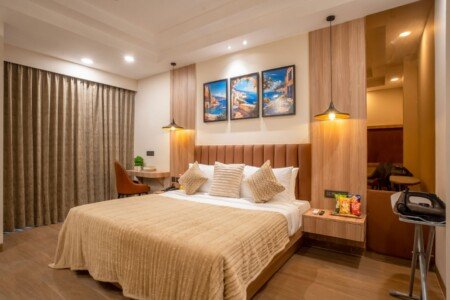 Saltstayz Premier Millennium City Centre updated image 30